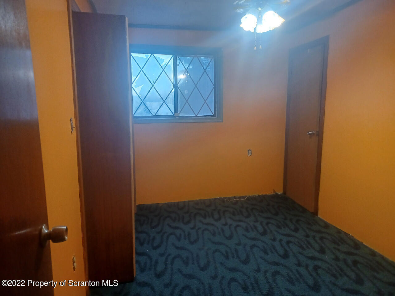 2032 Delaware Street Dunmore, PA 18512 - Photo 23 of 51 2032 DELAWARE ST 2ND FL BDRM 2