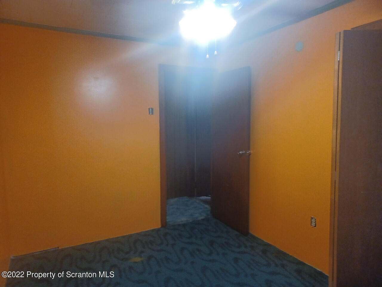 2032 Delaware Street Dunmore, PA 18512 - Photo 24 of 51 2032 DELAWARE ST BDRM 2 PIC 2