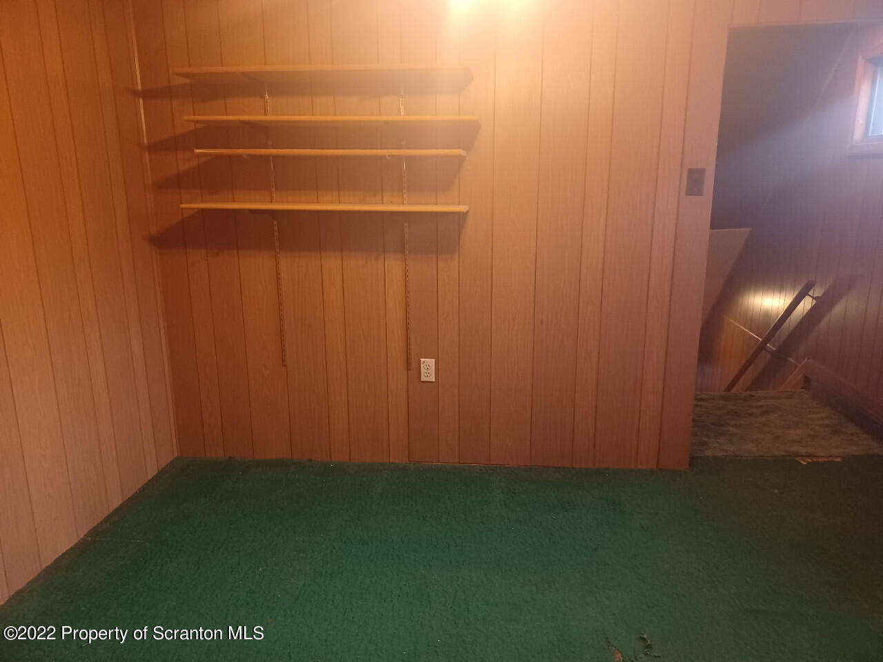 2032 Delaware Street Dunmore, PA 18512 - Photo 33 of 51 2032 DELAWARE ST 2ND FL OFFIC PIC 3