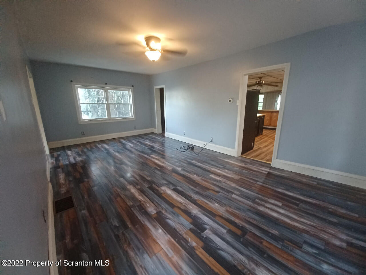 2032 Delaware Street Dunmore, PA 18512 - Photo 4 of 51 2032 DELAWARE ST LIVING RM 1