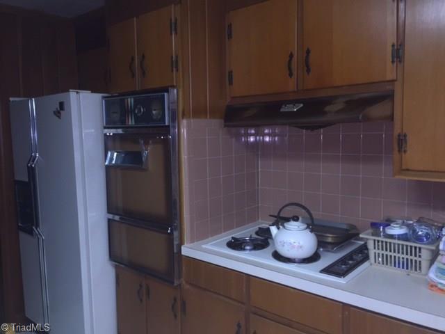 2921 St Claire Road Winston-Salem, NC 27106 - Photo 7 of 15 Gallery Image 7