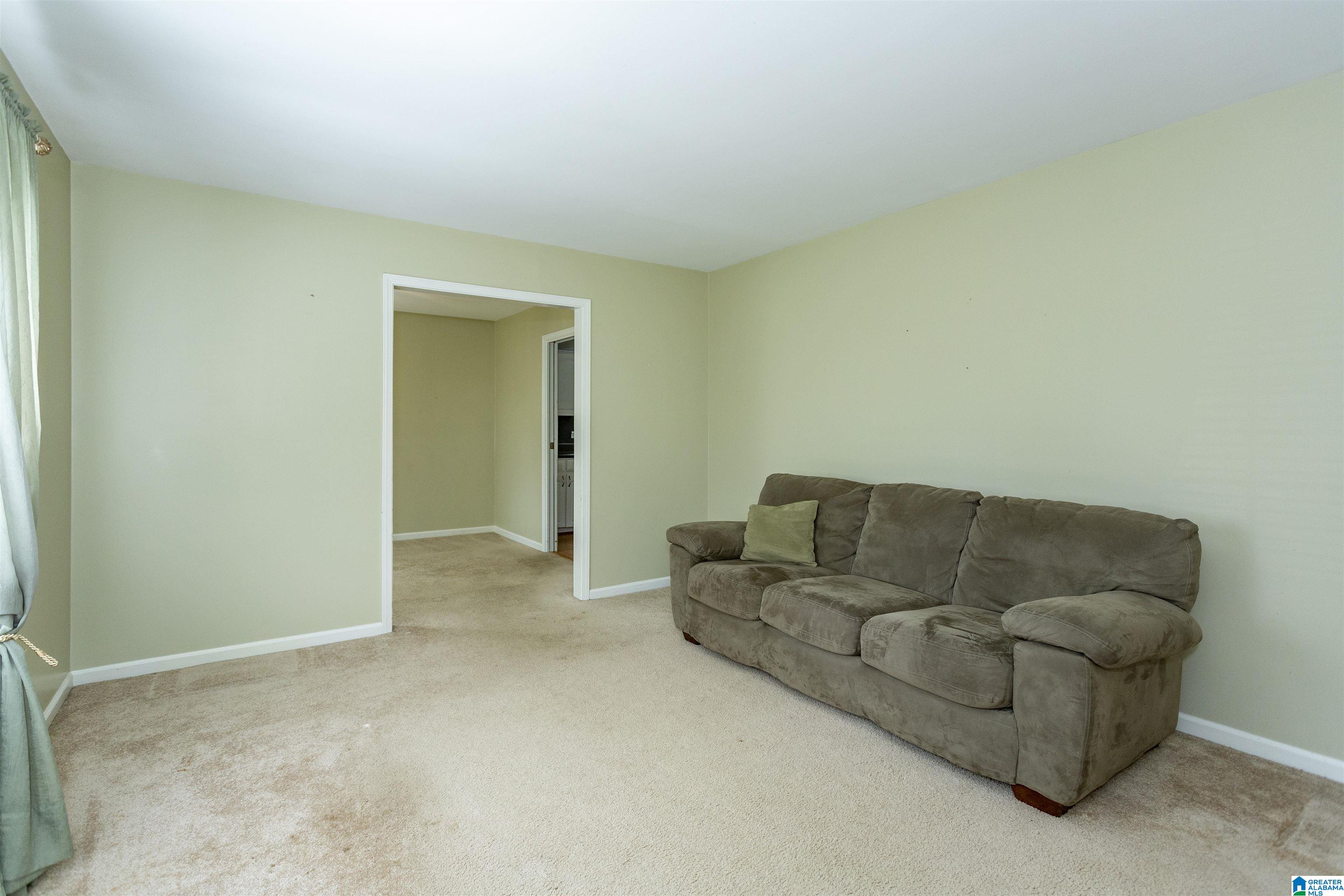 5433 Justice Street Mulga, AL 35118 - Photo 4 of 62