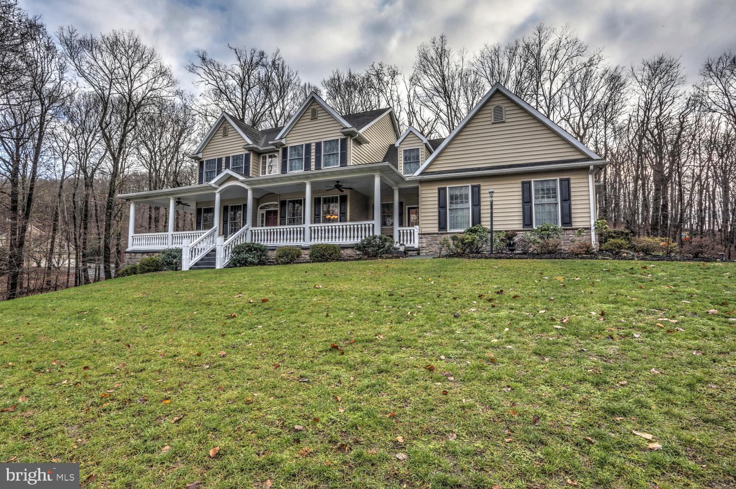 895 Laurel Ridge Road Reinholds, PA 17569 - Photo 4 of 54