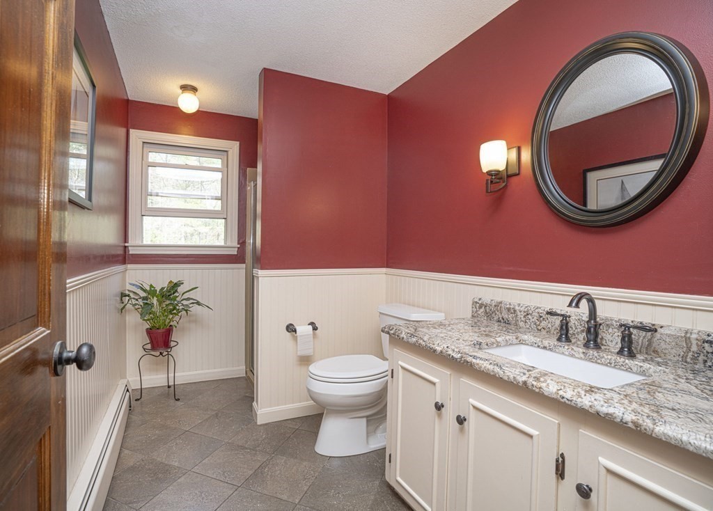 117 Howland Road Lakeville, MA 02347 - Photo 16 of 30