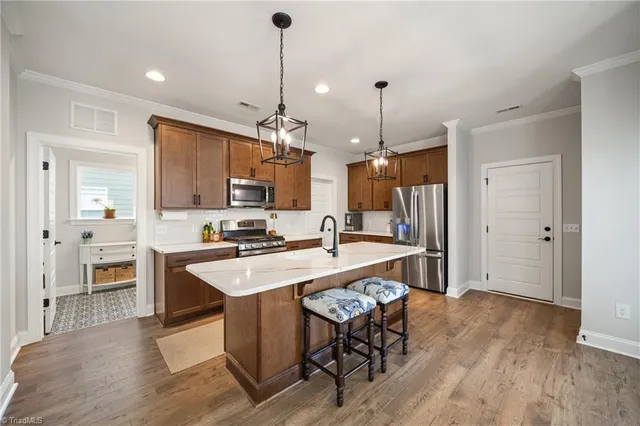 $559,000 | 1736 Eastover Drive, Kernersville, NC 27284