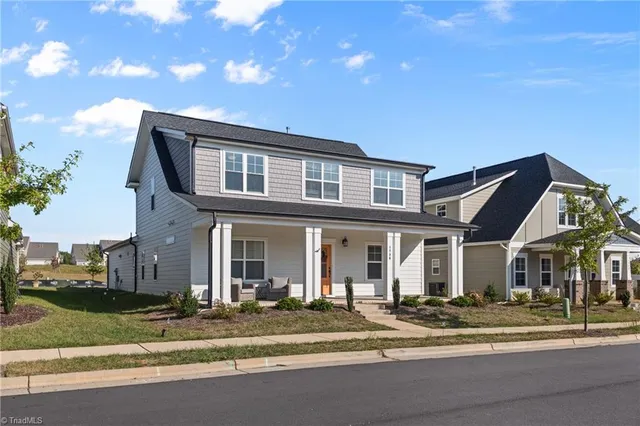 $559,000 | 1736 Eastover Drive, Kernersville, NC 27284