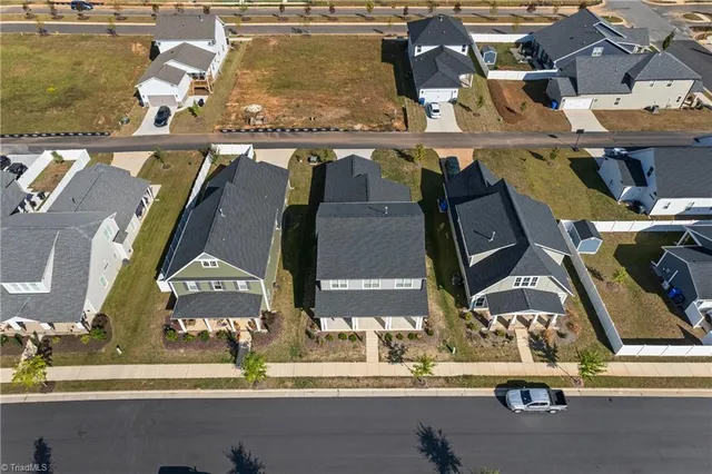 $559,000 | 1736 Eastover Drive, Kernersville, NC 27284