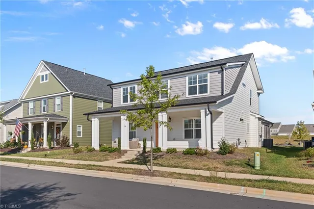 $559,000 | 1736 Eastover Drive, Kernersville, NC 27284