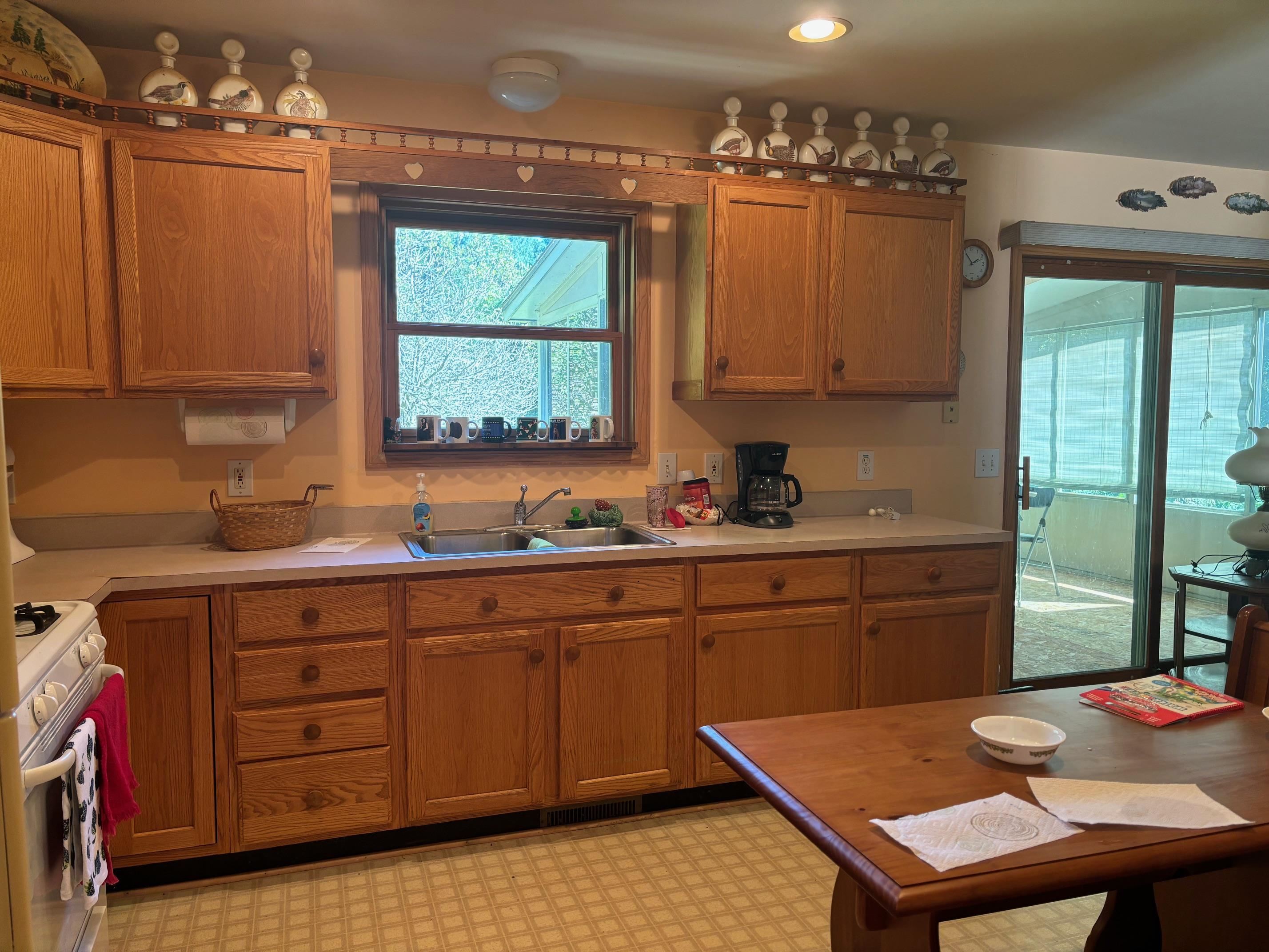 998 Dutcher Road Gladwin, MI 48624 - Photo 8 of 58