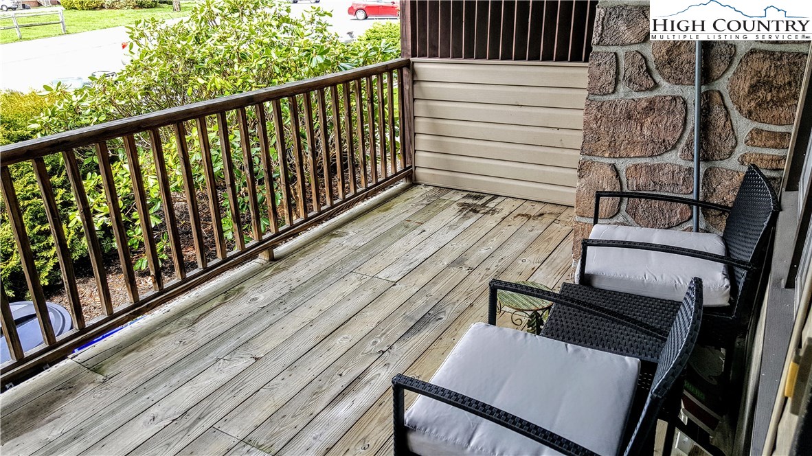 138 Adams Lane Boone, NC 28607 - Photo 4 of 17
