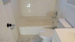 5212 Robinwood Road Louisville, KY 40218 - Photo 14 of 17 Ppl7N9Zw