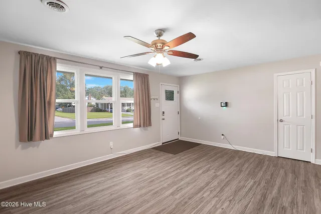 $1,500 | 309 Cole Drive, Jacksonville, NC 28540