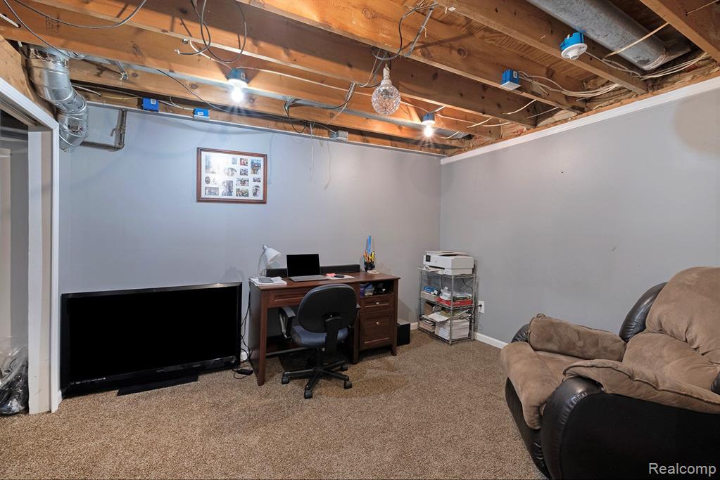 15198 Linden Road Linden, MI 48451 - Photo 21 of 35 Gallery Image 21