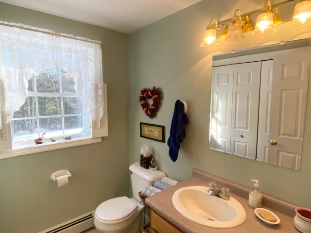 12 Blake Road Raymond, NH 03077 - Photo 17 of 23