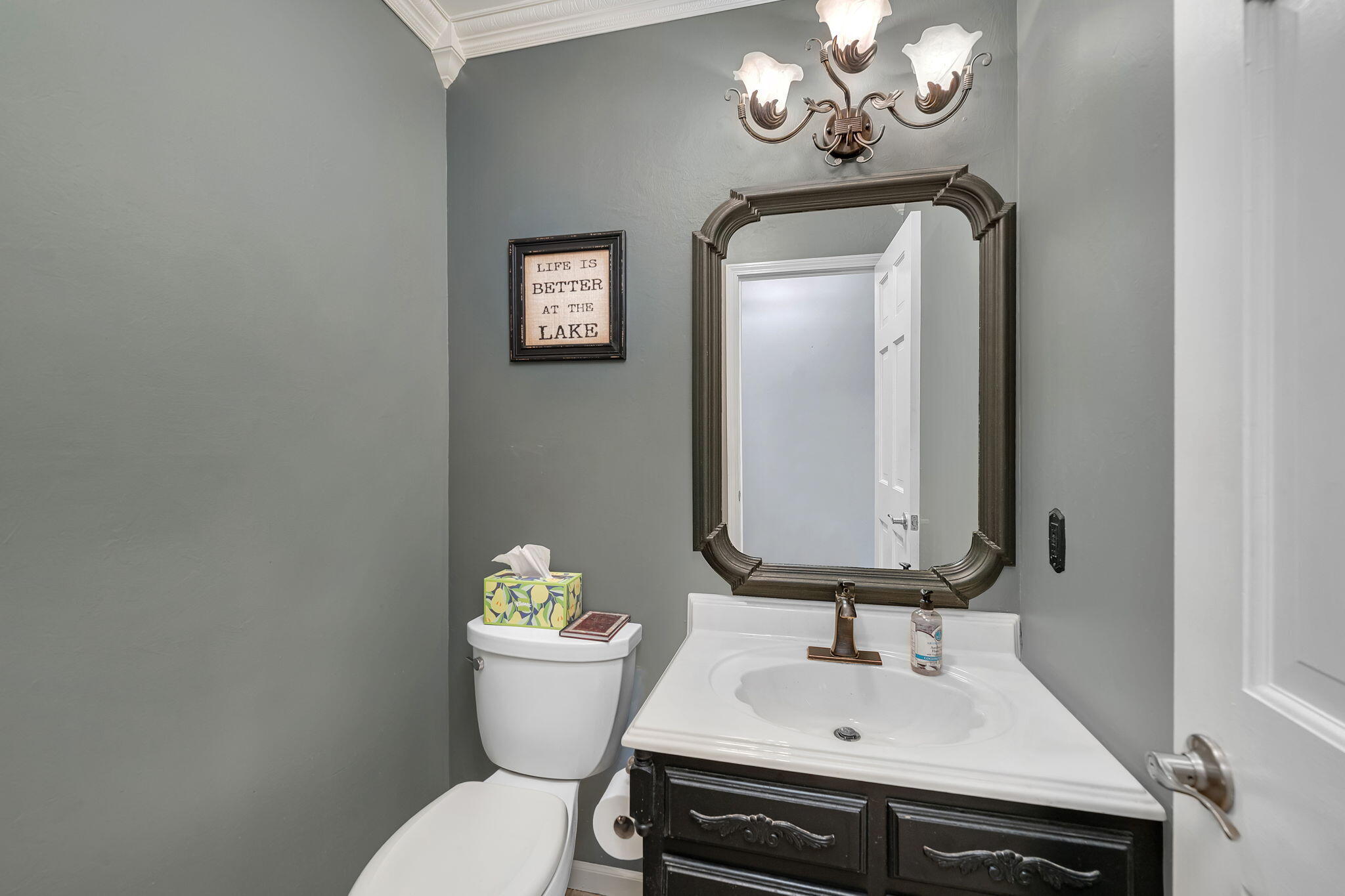 459 Amhurst Road Valparaiso, IN 46385 - Photo 17 of 49 2048x1365