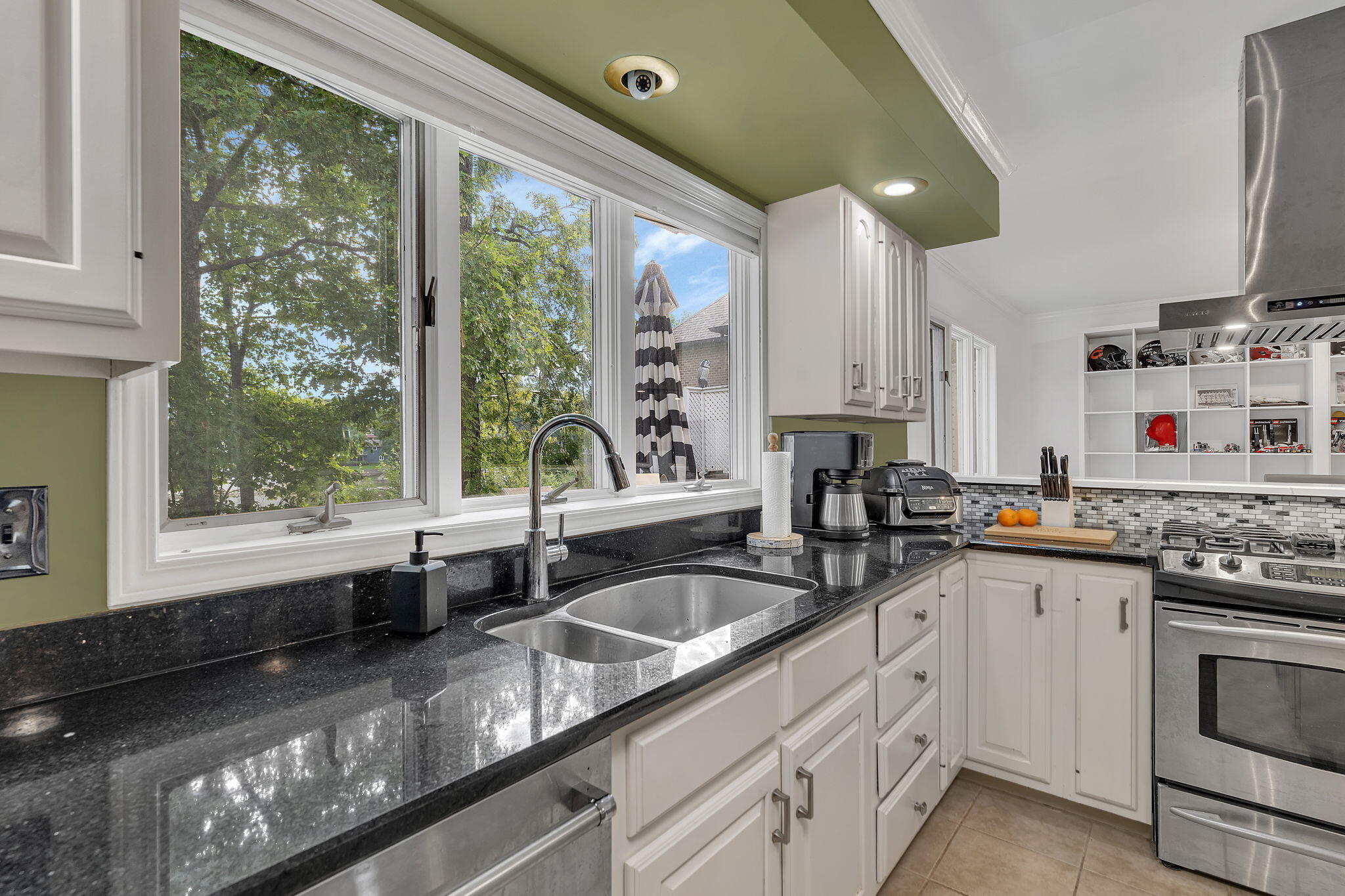 459 Amhurst Road Valparaiso, IN 46385 - Photo 10 of 49 2048x1365