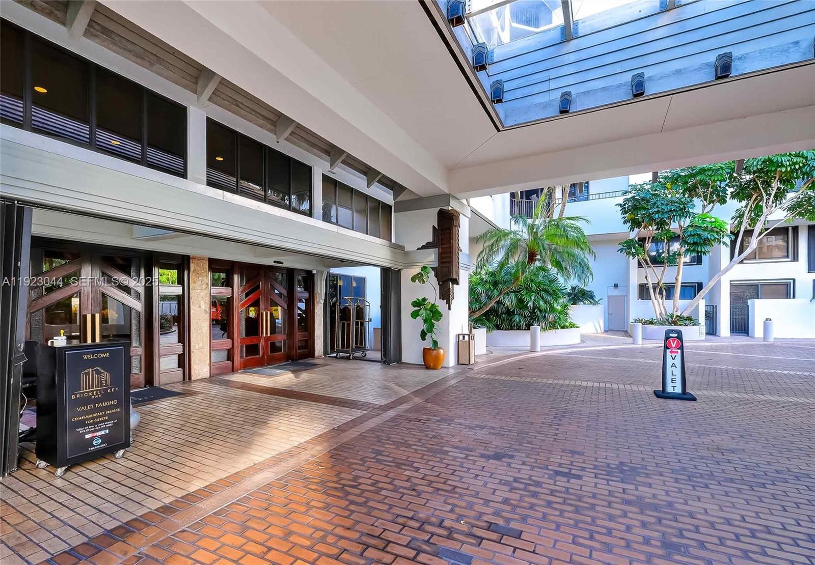 520 Brickell Key Drive, Unit A604 Miami, FL 33131 - Photo 44 of 59