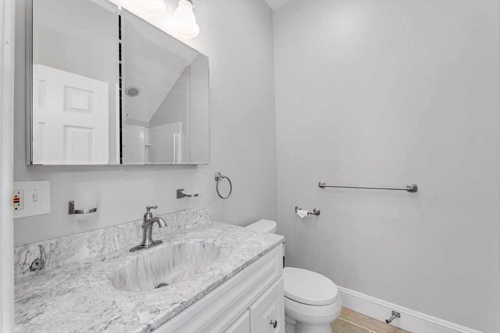 53 Thompson Street Boston, MA 02136 - Photo 15 of 35