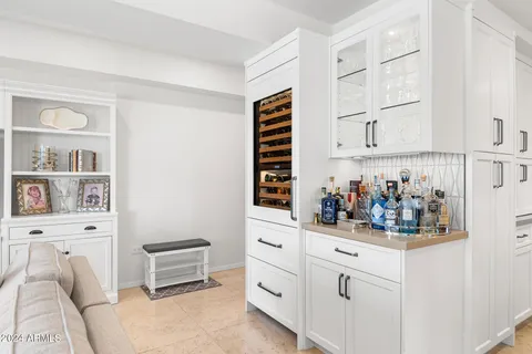 $1,250,000 | 7117 East Rancho Vista Drive, Unit 4011, Scottsdale, AZ 85251