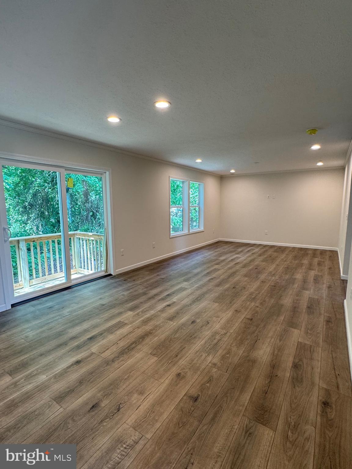 28 4th Avenue Carneys Point, NJ 08069 - Photo 7 of 18