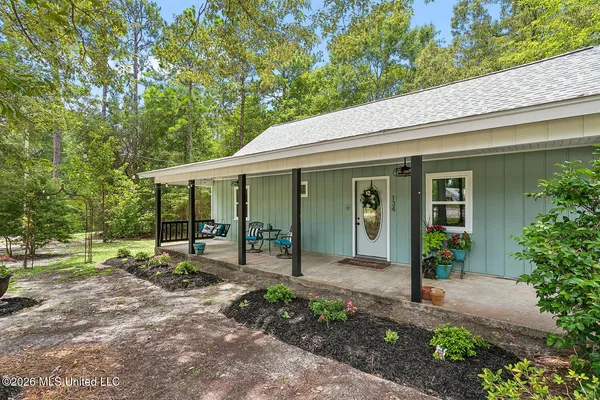 $259,500 | 134 Ridgeview Drive, Carriere, MS 39426