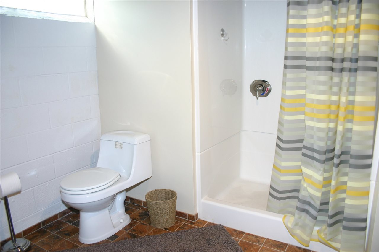 2890 Harvey Street Rochester, MI 48309 - Photo 41 of 42 31300147-41.JPG