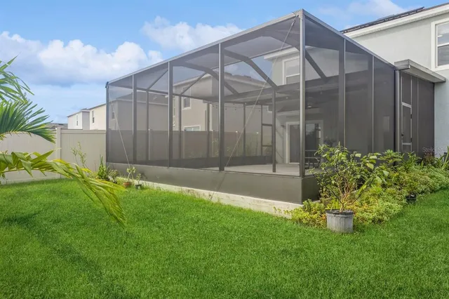 a view of utility room