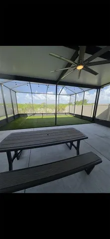 $389,900 | 17048 Oval Rum Drive, Wimauma, FL 33598