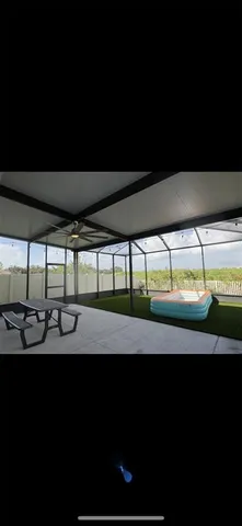 $389,900 | 17048 Oval Rum Drive, Wimauma, FL 33598