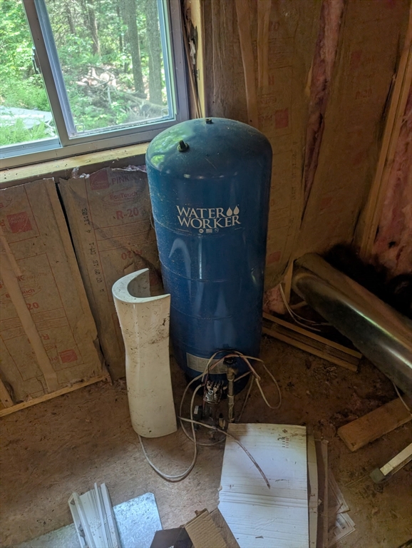 127 Round Hill Road Chester, MA 01011 - Photo 10 of 10