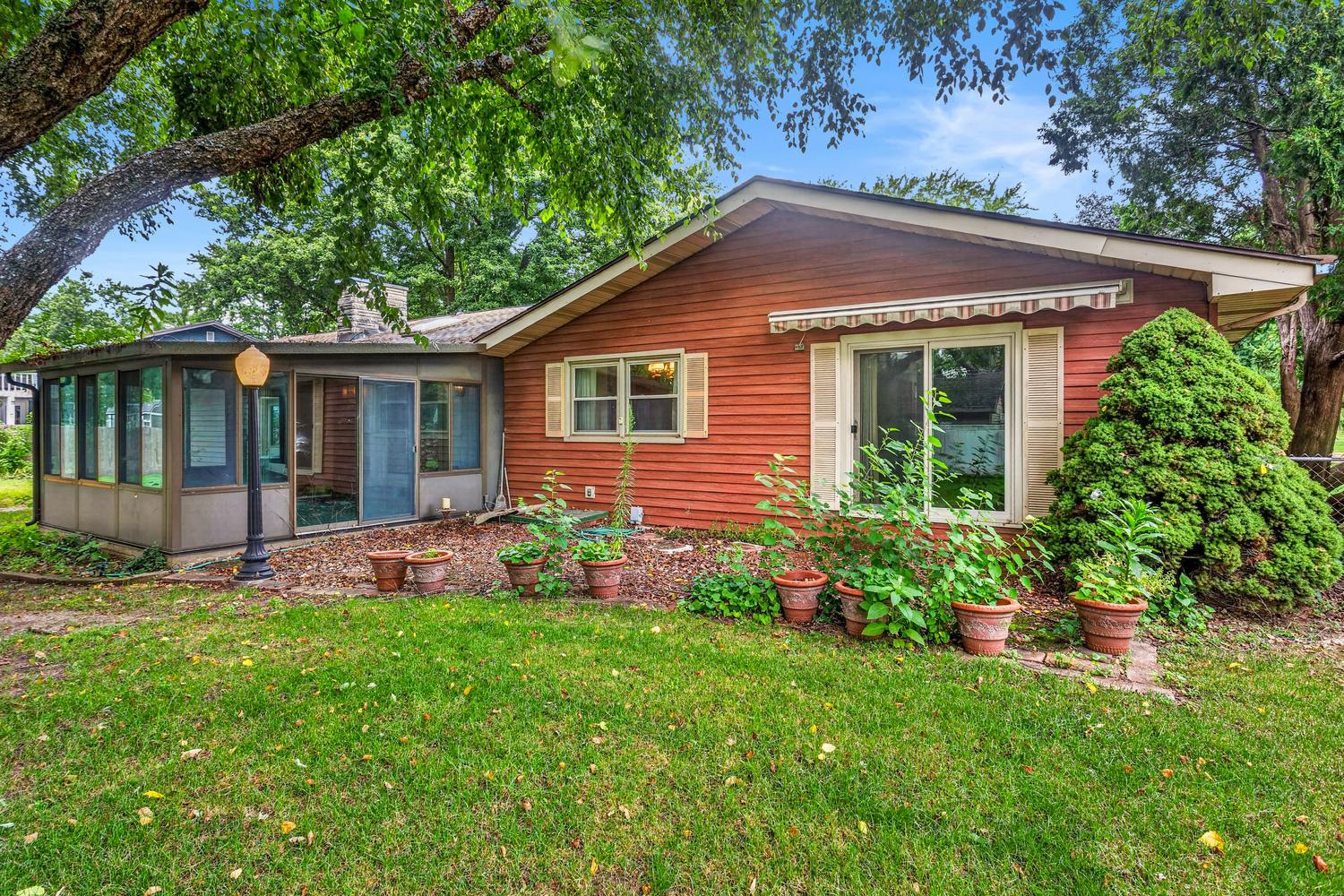 2505 Curtis Road Champaign, IL 61822 - Photo 6 of 37 Gallery Image 6