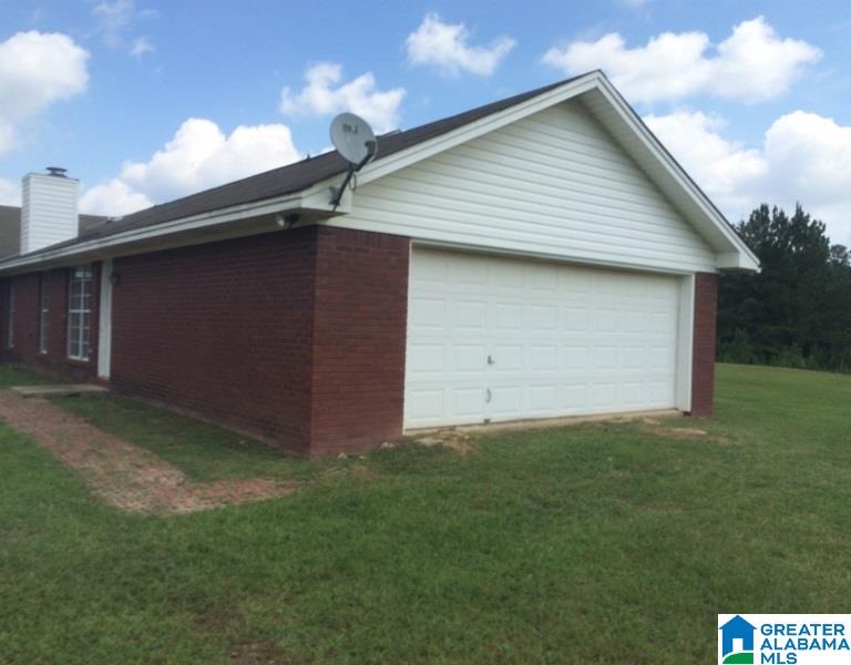 1185 County Road 151 Jemison, AL 35085 - Photo 4 of 15