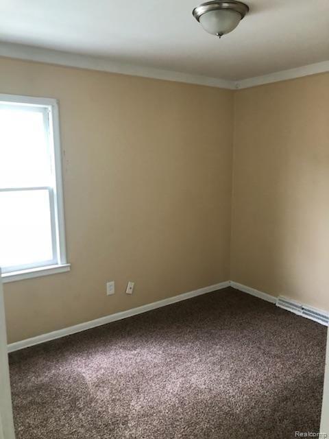 12809 Prospect Avenue Warren, MI 48089 - Photo 11 of 13