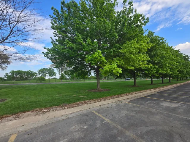 $115,000 | 9147 Highway 55, Unit 301, Golden Valley, MN 55427