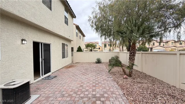 $1,800 | 5389 Encino Springs Avenue, Las Vegas, NV 89139