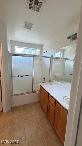 $1,800 | 5389 Encino Springs Avenue, Las Vegas, NV 89139