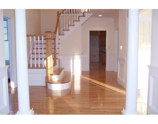 19 Cliff Road Wellesley, MA 02481 - Photo 11 of 12