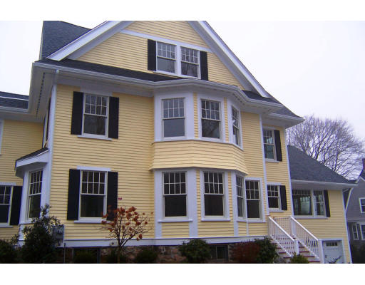 19 Cliff Road Wellesley, MA 02481 - Photo 4 of 12