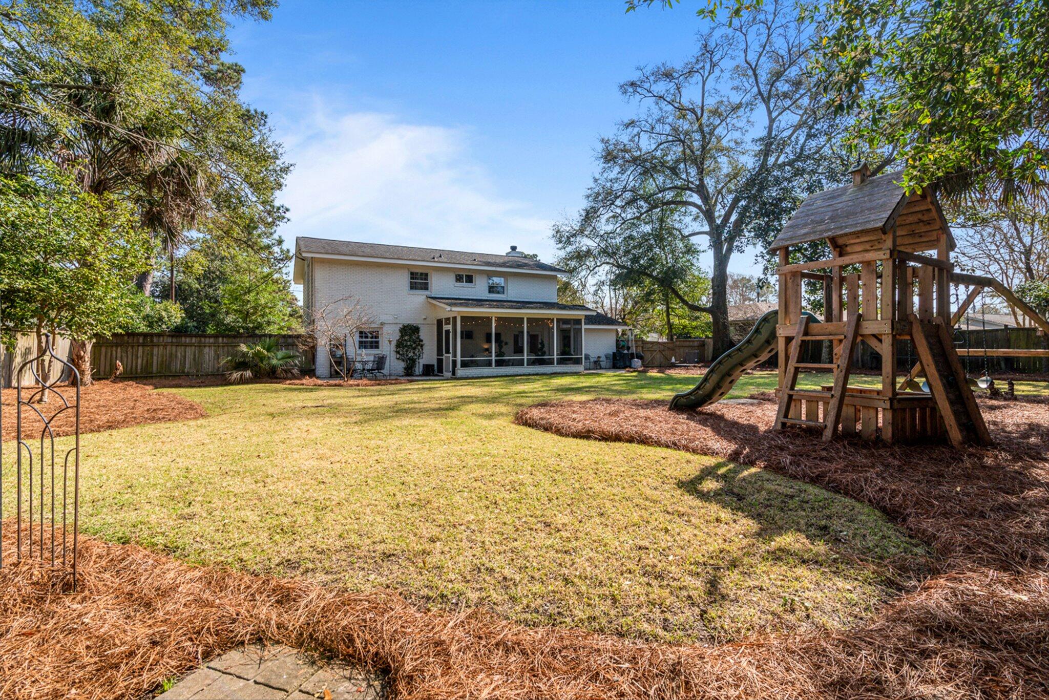 977 Cottingham Drive Mount Pleasant, SC 29464 - Photo 29 of 33 29