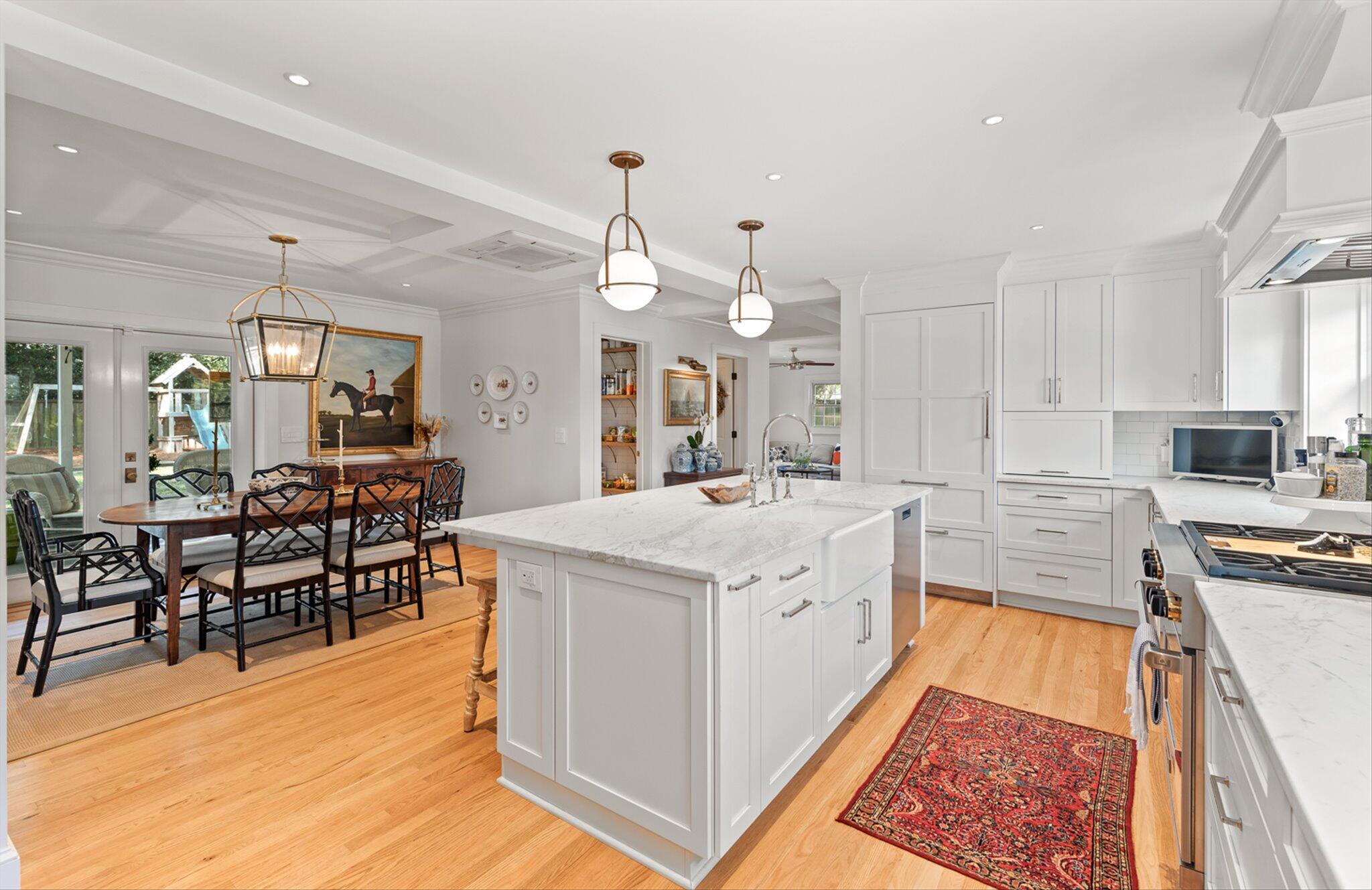 977 Cottingham Drive Mount Pleasant, SC 29464 - Photo 5 of 33 5