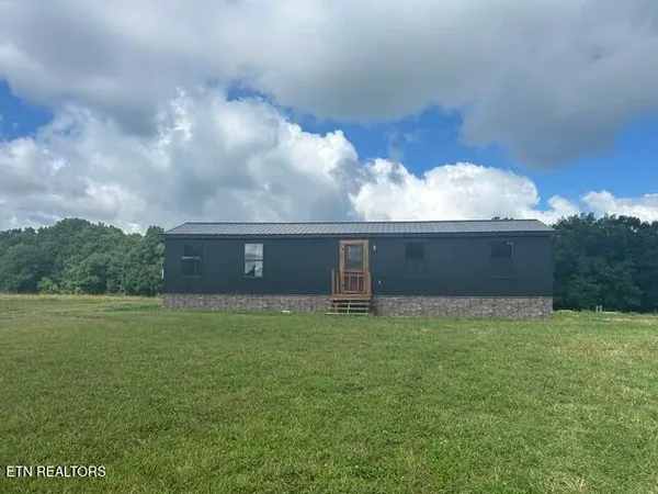 $159,900 | 367 Christenson Road, Deer Lodge, TN 37726