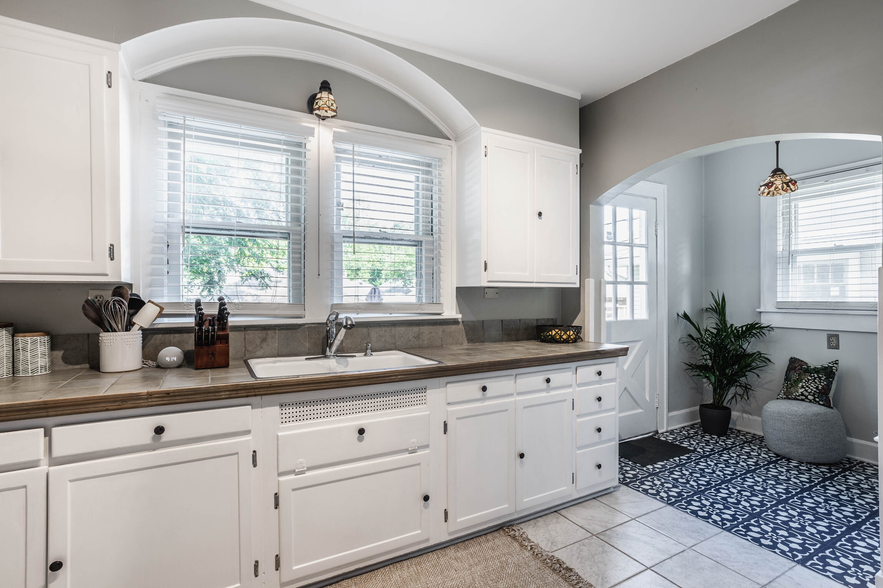 58 North Ridgeview Drive Indianapolis, IN 46219 - Photo 15 of 28