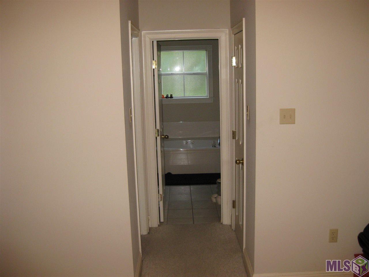 10525 Ridgebrook Avenue Baton Rouge, LA 70809 - Photo 8 of 12