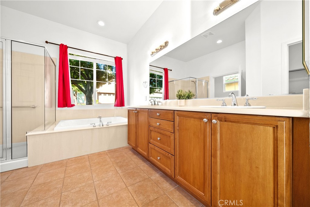 23815 Balsa Court Valencia, CA 91354 - Photo 26 of 63
