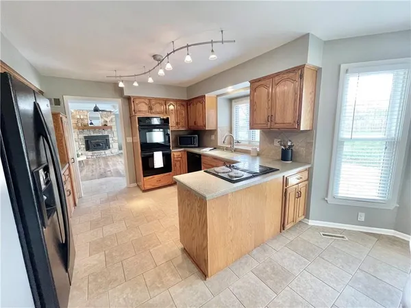 $425,000 | 1637 Northeast 83rd Terrace, Kansas City, MO 64118