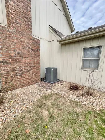 $425,000 | 1637 Northeast 83rd Terrace, Kansas City, MO 64118