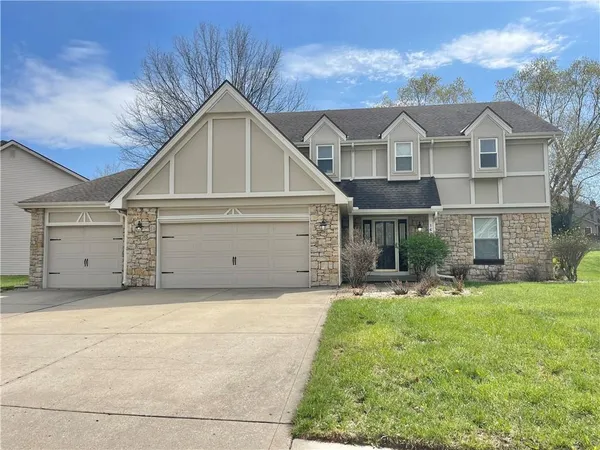 $425,000 | 1637 Northeast 83rd Terrace, Kansas City, MO 64118