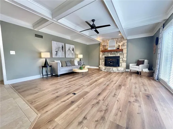 $425,000 | 1637 Northeast 83rd Terrace, Kansas City, MO 64118
