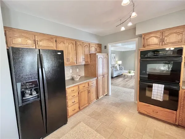 $425,000 | 1637 Northeast 83rd Terrace, Kansas City, MO 64118