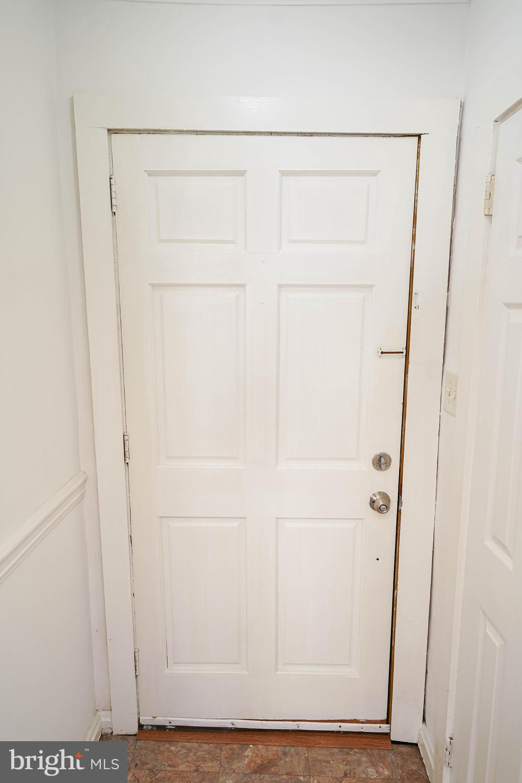 509 State Street Seaford, DE 19973 - Photo 7 of 31 a view of small space with wooden floor